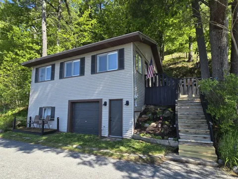 601 W Baldwin Lake Drive
