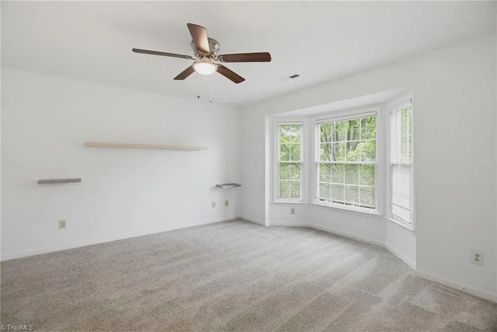 3113 Iron Gate Trail Jamestown, NC 27282