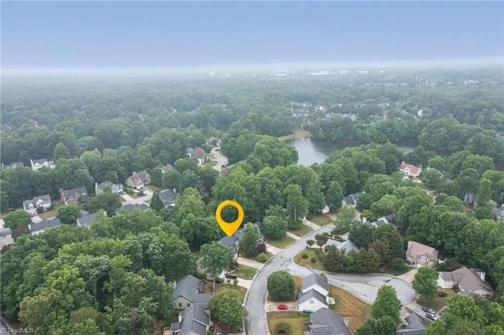 3113 Iron Gate Trail Jamestown, NC 27282