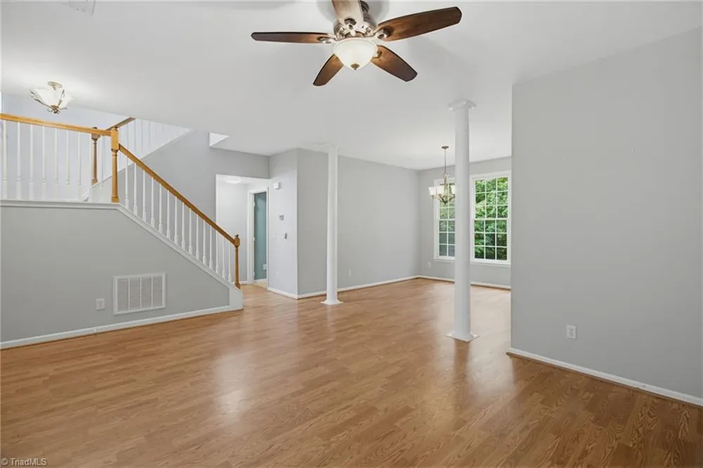 3113 Iron Gate Trail Jamestown, NC 27282