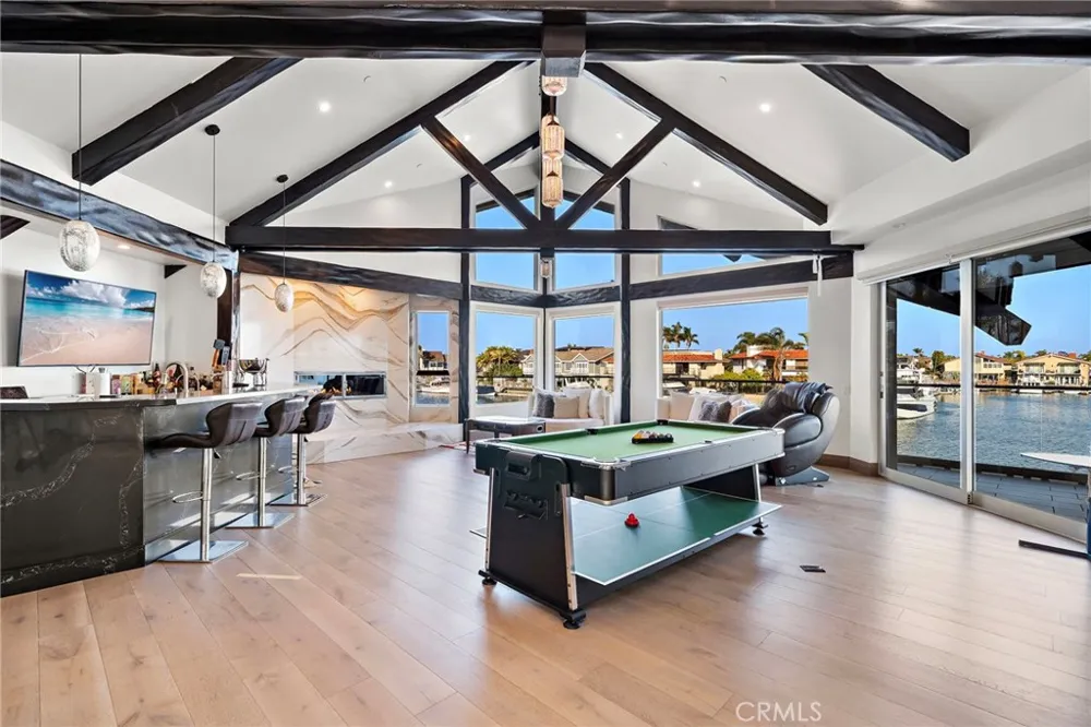 3701 Escapade Huntington Beach, CA 92649
