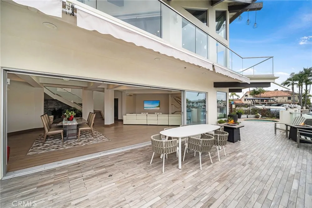 3701 Escapade Huntington Beach, CA 92649