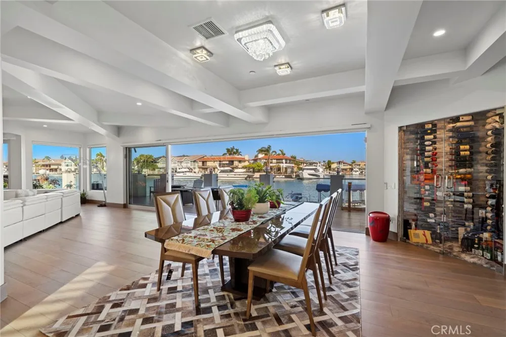 3701 Escapade Huntington Beach, CA 92649