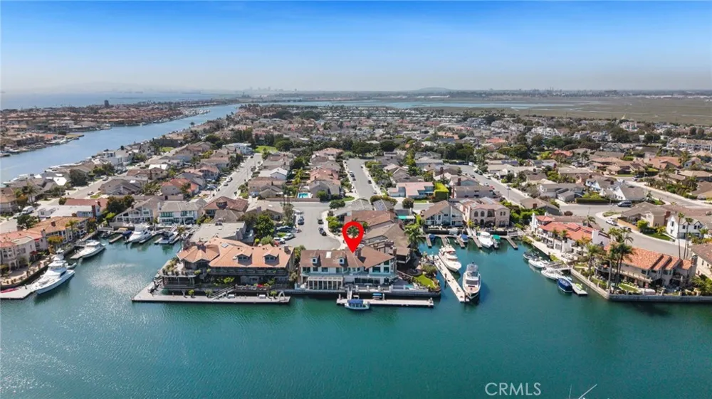 3701 Escapade Huntington Beach, CA 92649