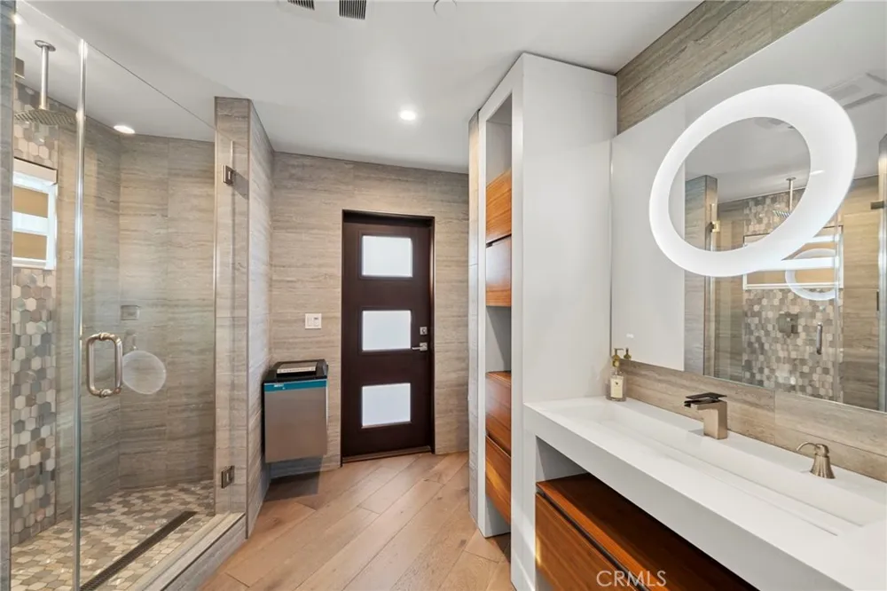 3701 Escapade Huntington Beach, CA 92649