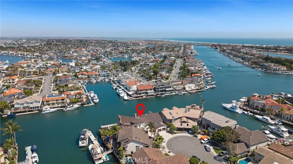 3701 Escapade Huntington Beach, CA 92649