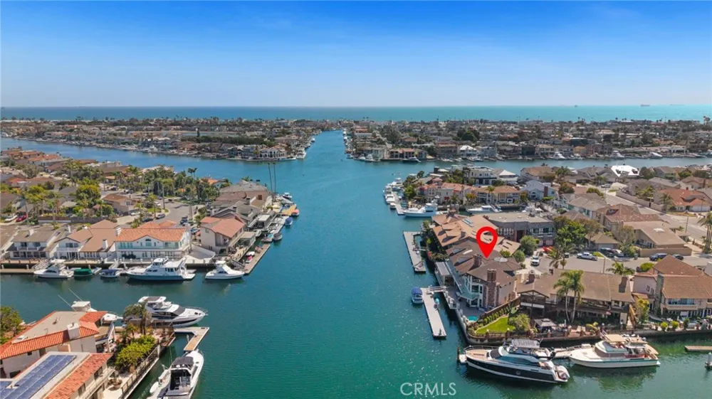 3701 Escapade Huntington Beach, CA 92649