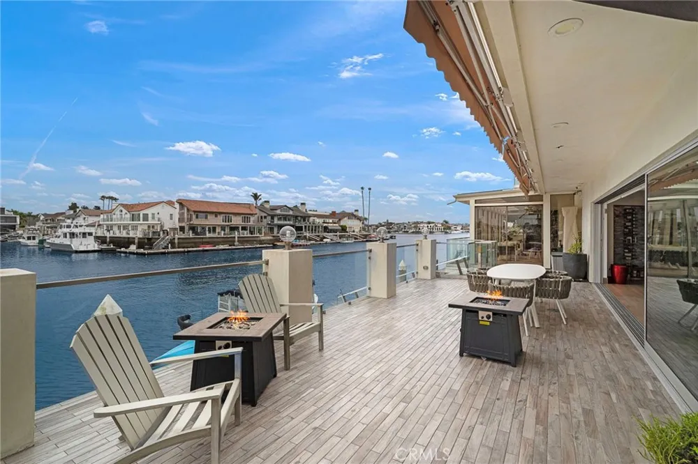 3701 Escapade Huntington Beach, CA 92649