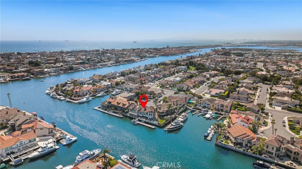 3701 Escapade Huntington Beach, CA 92649