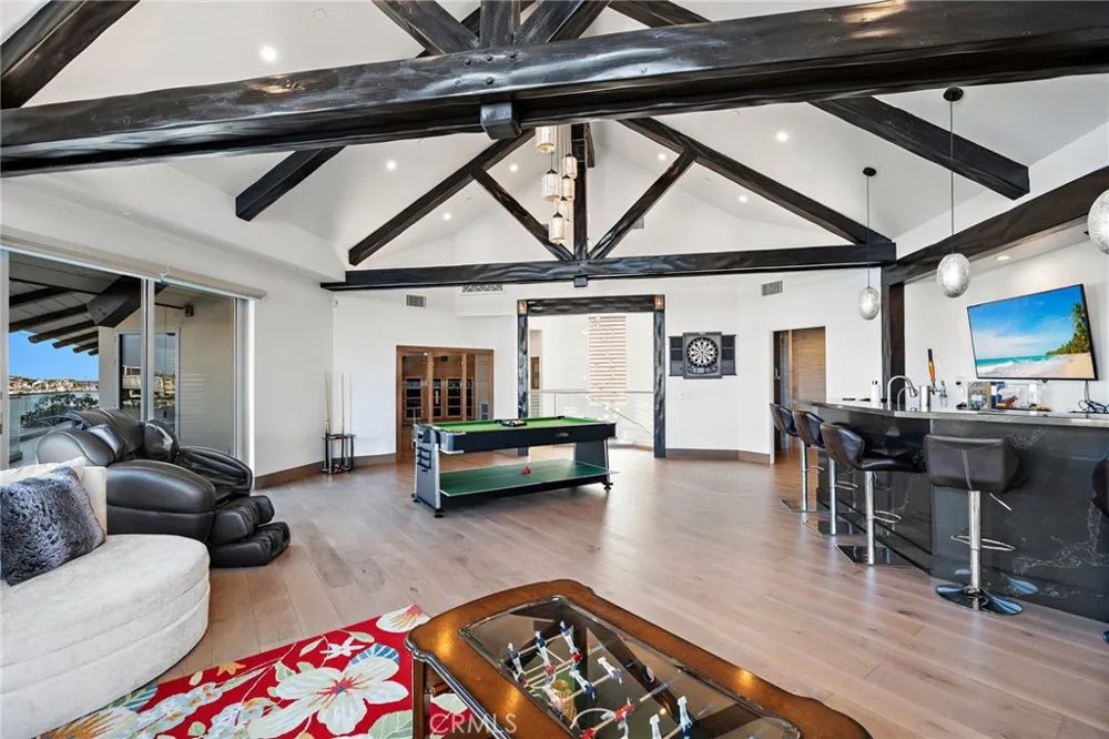 3701 Escapade Huntington Beach, CA 92649