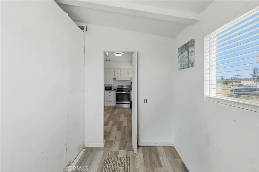 5885 Dos Palmas Phelan, CA 92371