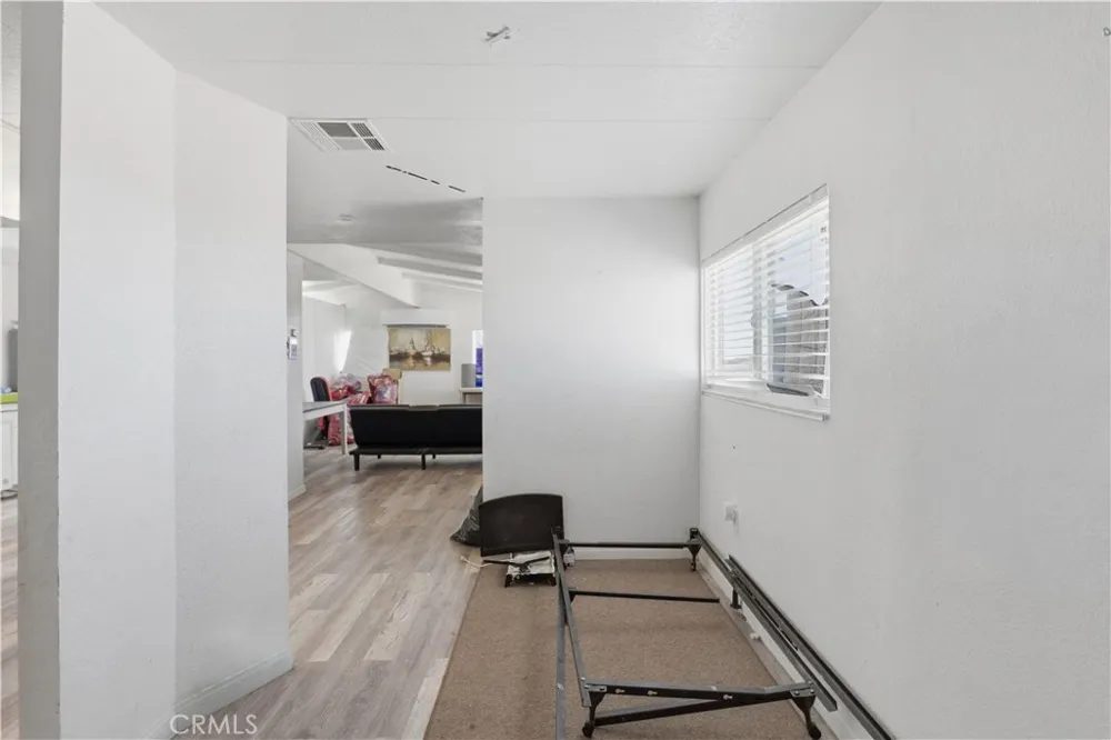 5885 Dos Palmas Phelan, CA 92371