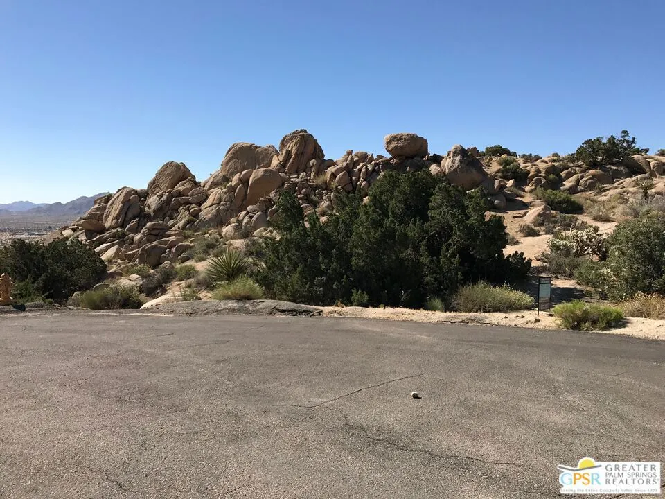 6220 Mirlo Court Yucca Valley, CA 92284