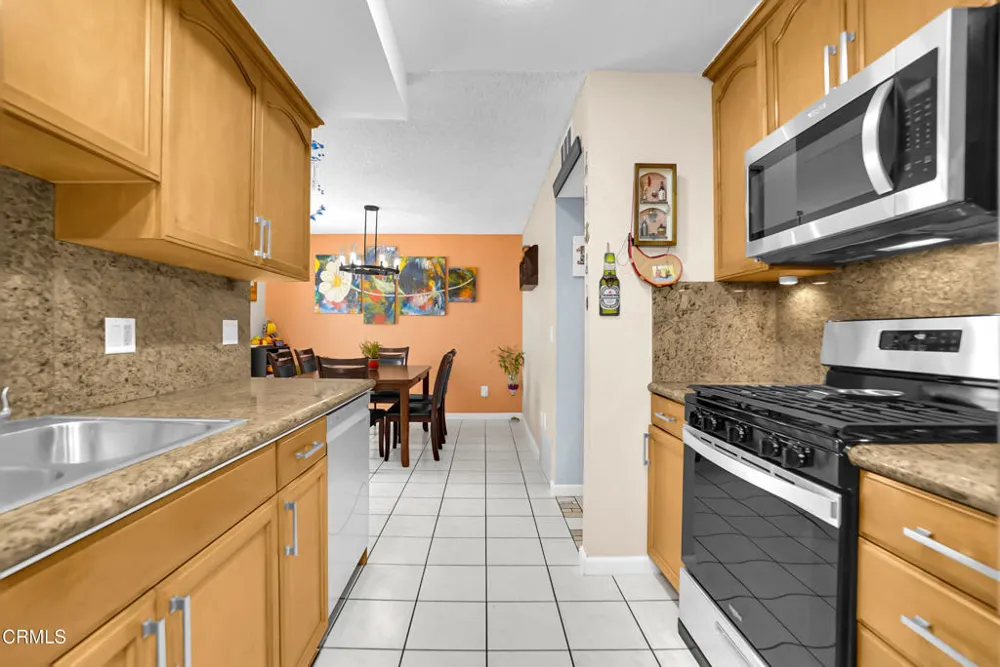 13175 Bromont Avenue Sylmar, CA 91342