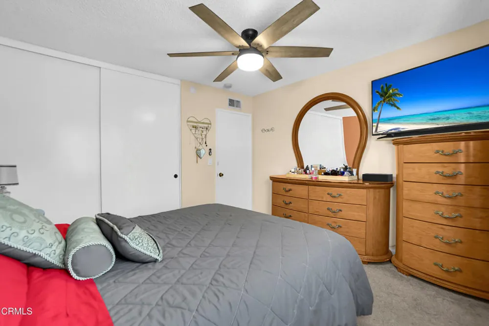 13175 Bromont Avenue Sylmar, CA 91342