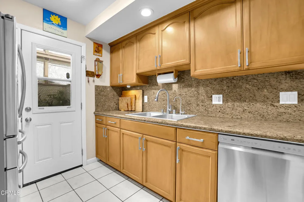 13175 Bromont Avenue Sylmar, CA 91342