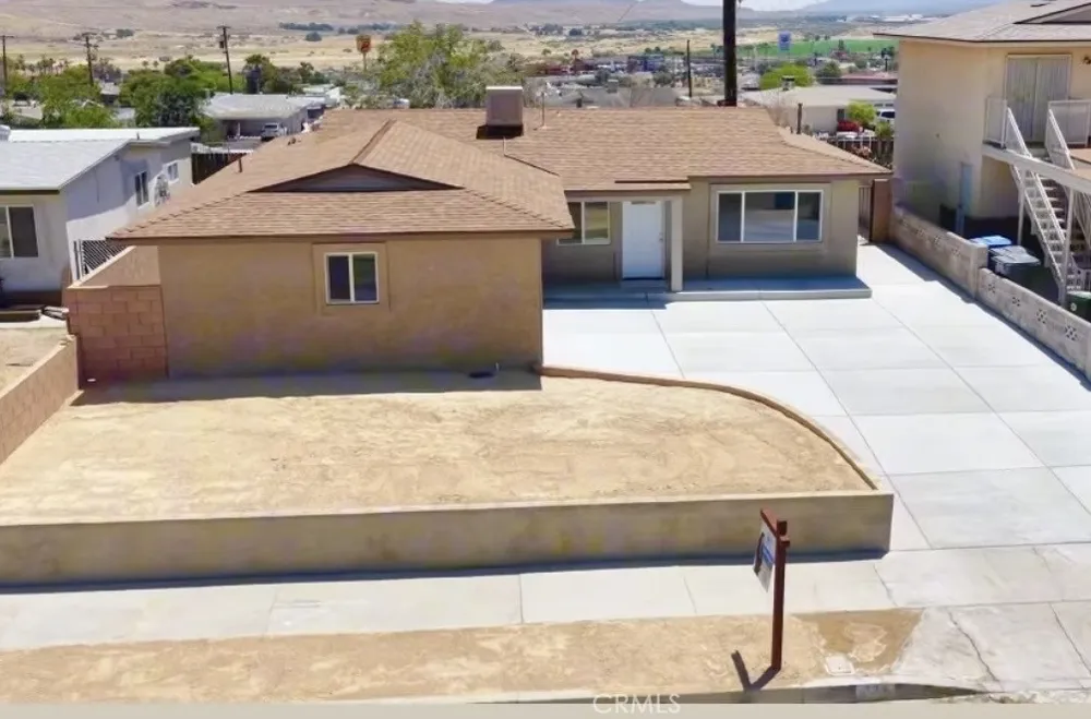 731 Stevens Barstow, CA 92311