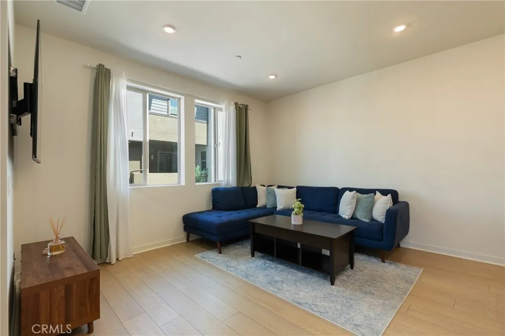 1562 Topeka Ave #1 Placentia, CA 92870