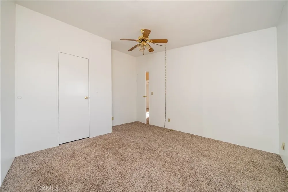 6474 Macapa Phelan, CA 92371