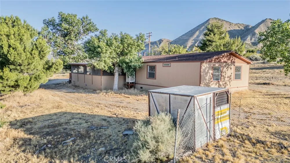 6474 Macapa Phelan, CA 92371