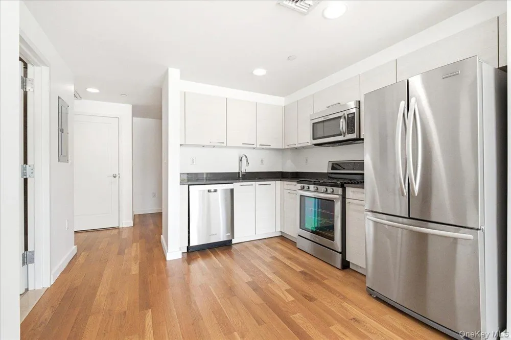 106-20 70th Avenue #4B Forest Hills, NY 11375