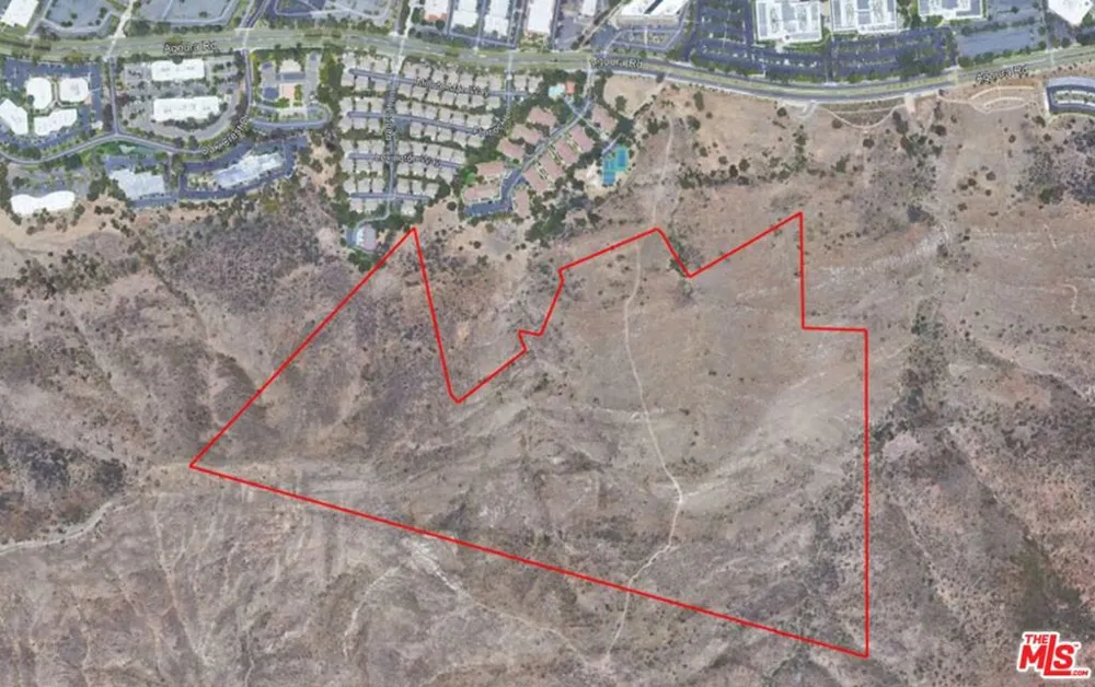 1 Agoura Rd Agoura Hills, CA 91301