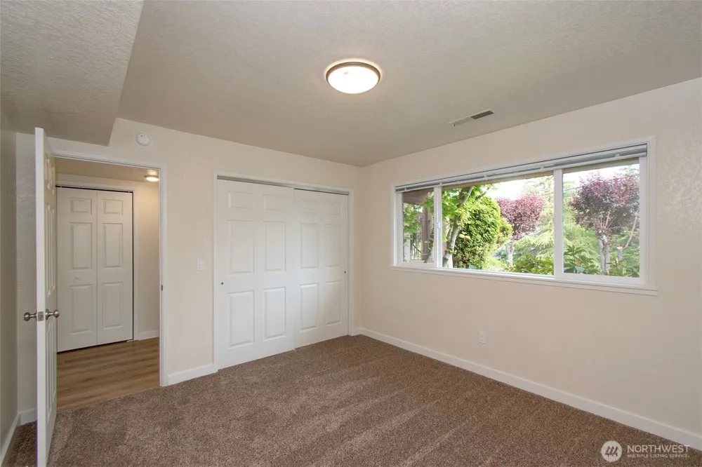 1212 E Craig Avenue #7 Port Angeles, WA 98362