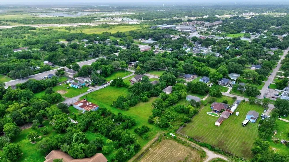 Beyris Street La Marque, TX 77568