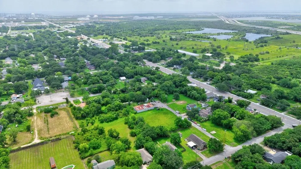Beyris Street La Marque, TX 77568