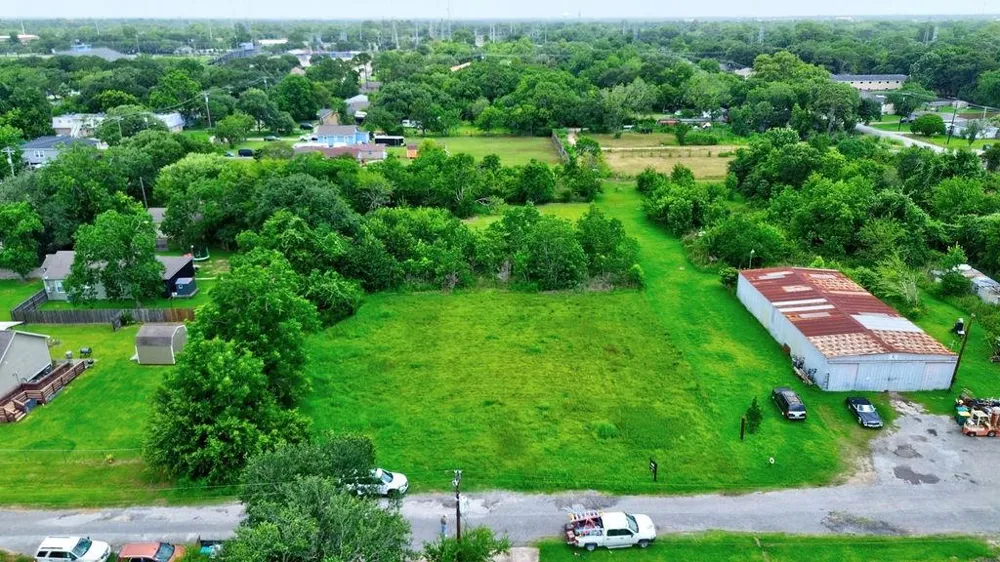 Beyris Street La Marque, TX 77568