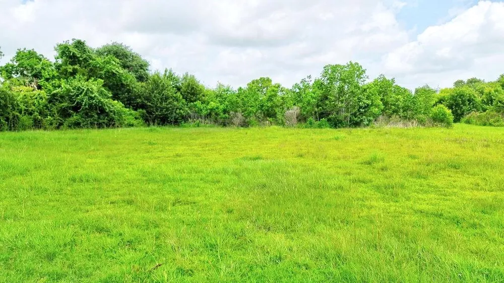 Beyris Street La Marque, TX 77568