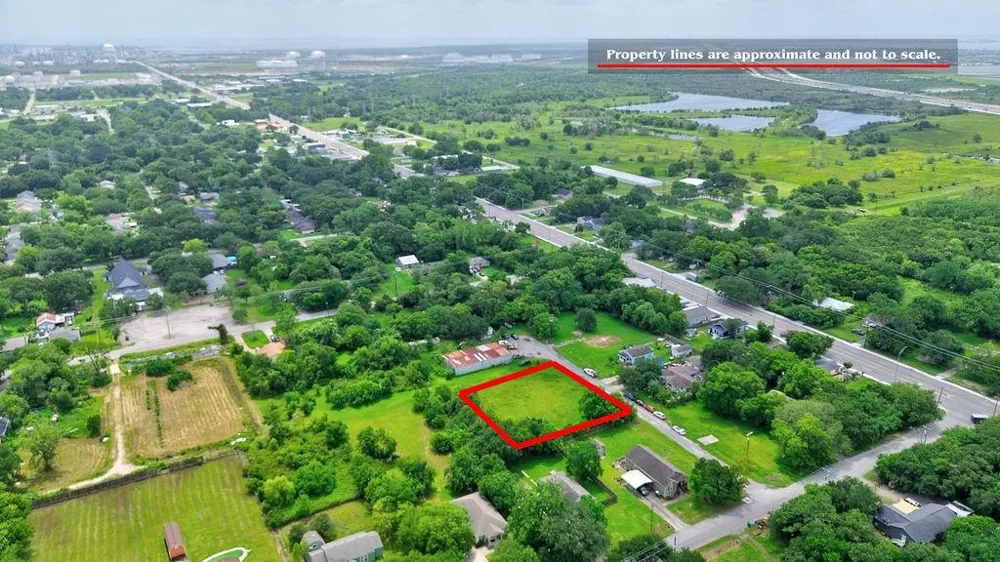 Beyris Street La Marque, TX 77568