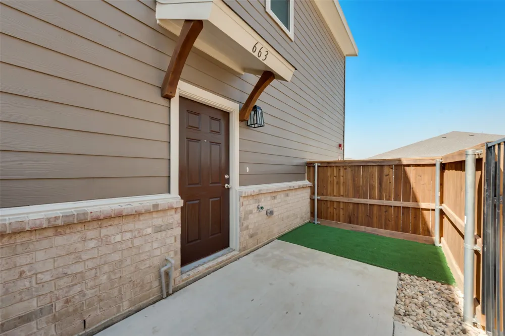 663 Wheatfield Drive Venus, TX 76084