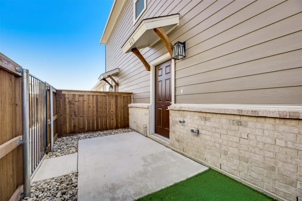 663 Wheatfield Drive Venus, TX 76084