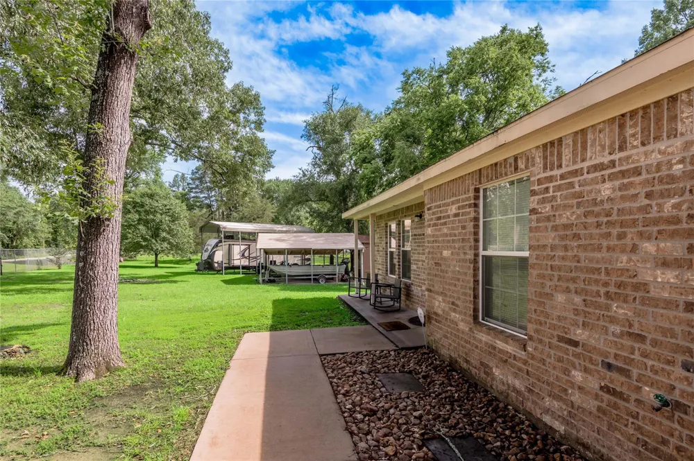 405 Peacock Path Trinity, TX 75862