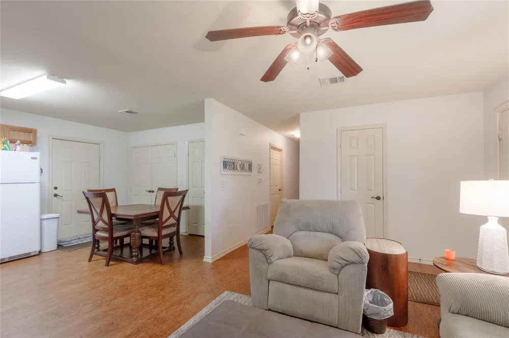 405 Peacock Path Trinity, TX 75862