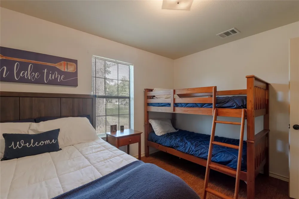 405 Peacock Path Trinity, TX 75862