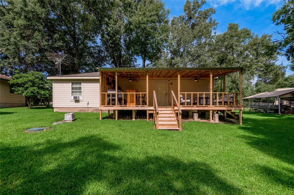 405 Peacock Path Trinity, TX 75862