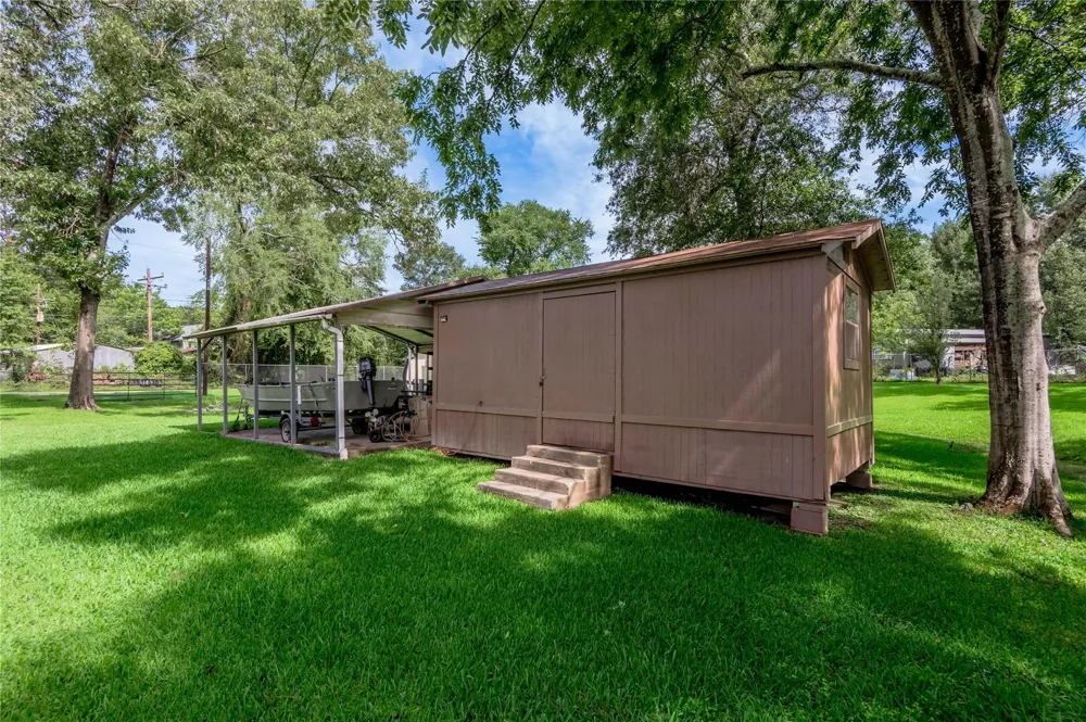405 Peacock Path Trinity, TX 75862