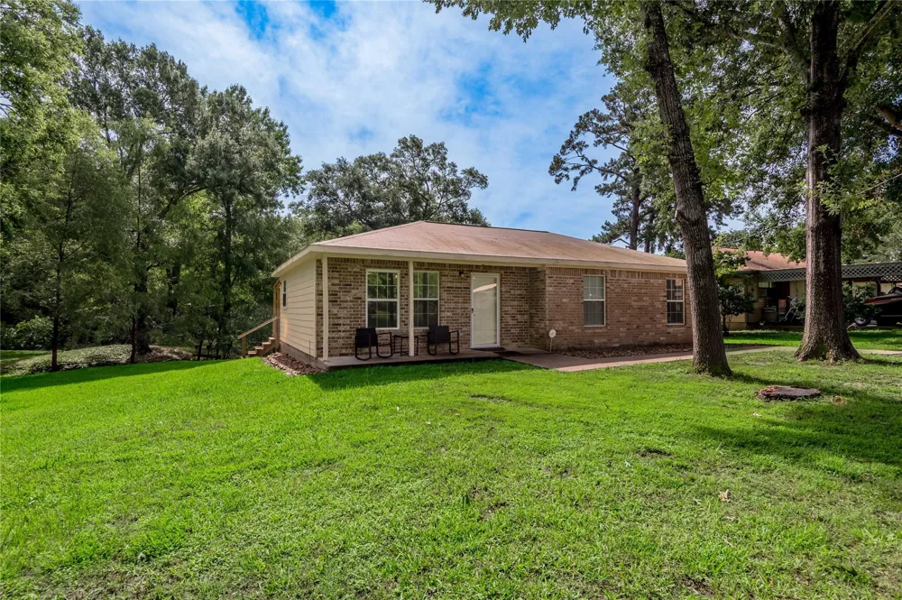 405 Peacock Path Trinity, TX 75862