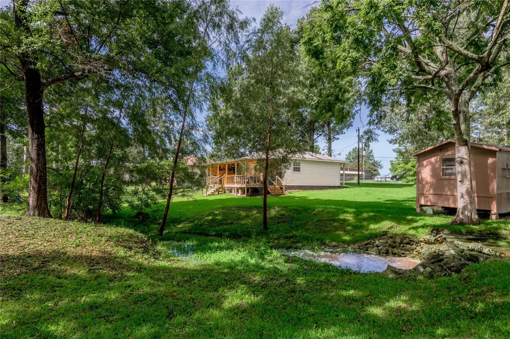 405 Peacock Path Trinity, TX 75862