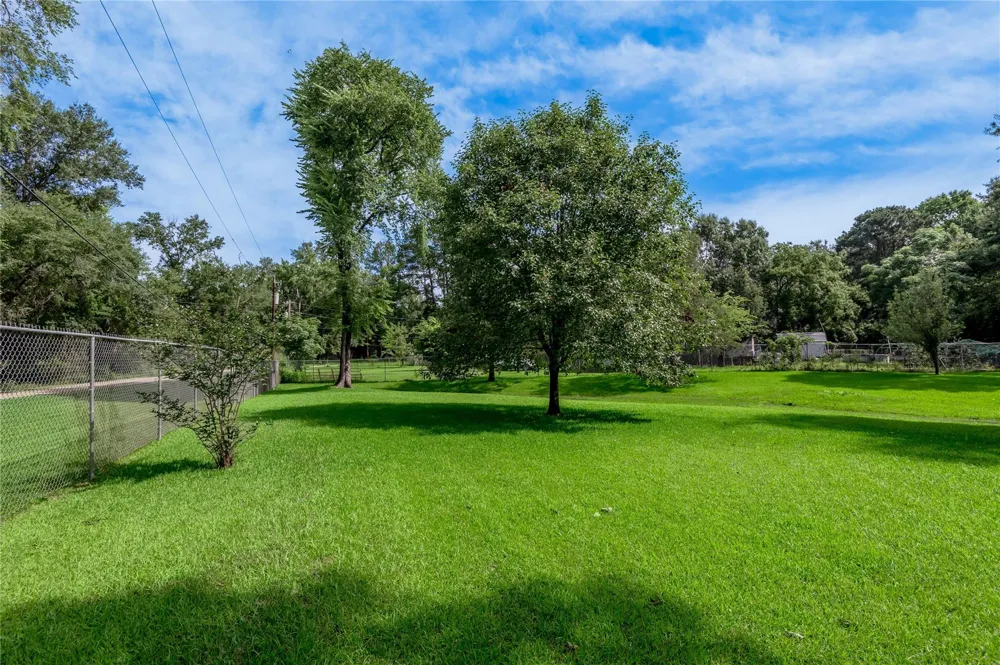 405 Peacock Path Trinity, TX 75862
