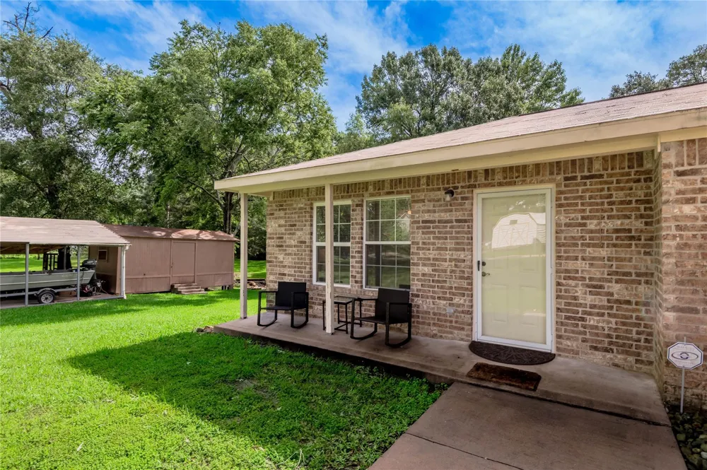 405 Peacock Path Trinity, TX 75862