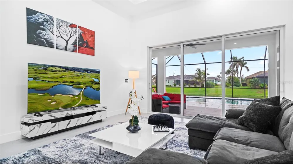 230 W PINE VALLEY LANE Rotonda West, FL 33947