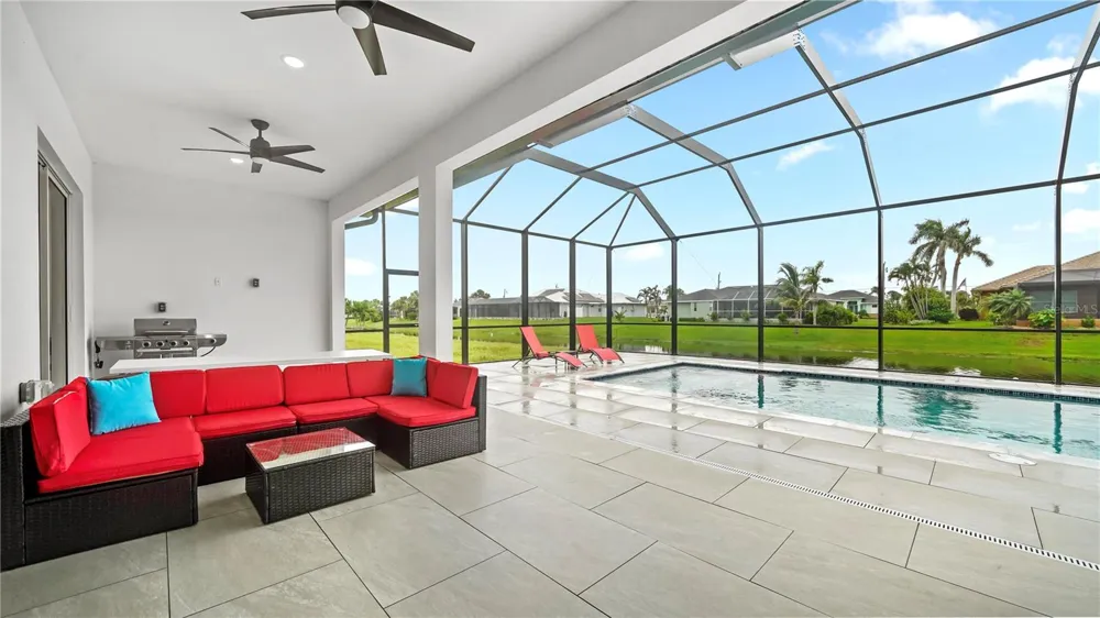 230 W PINE VALLEY LANE Rotonda West, FL 33947
