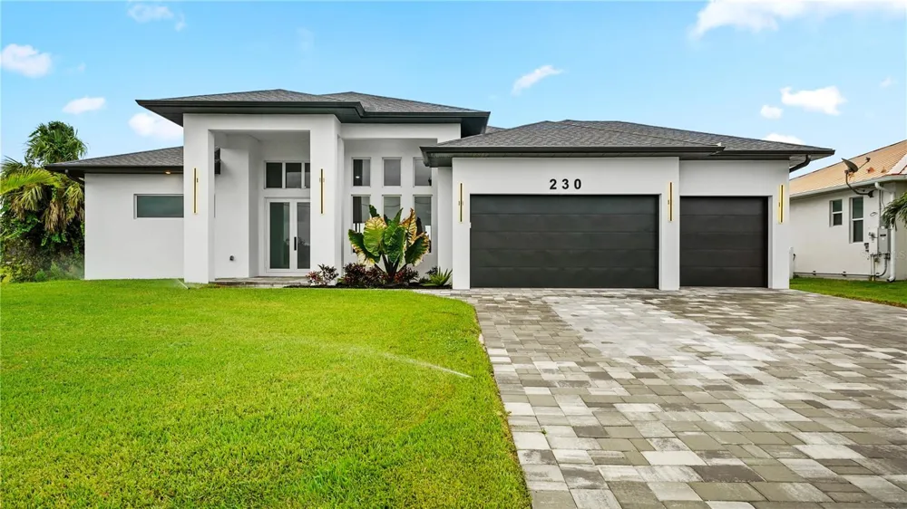230 W PINE VALLEY LANE Rotonda West, FL 33947