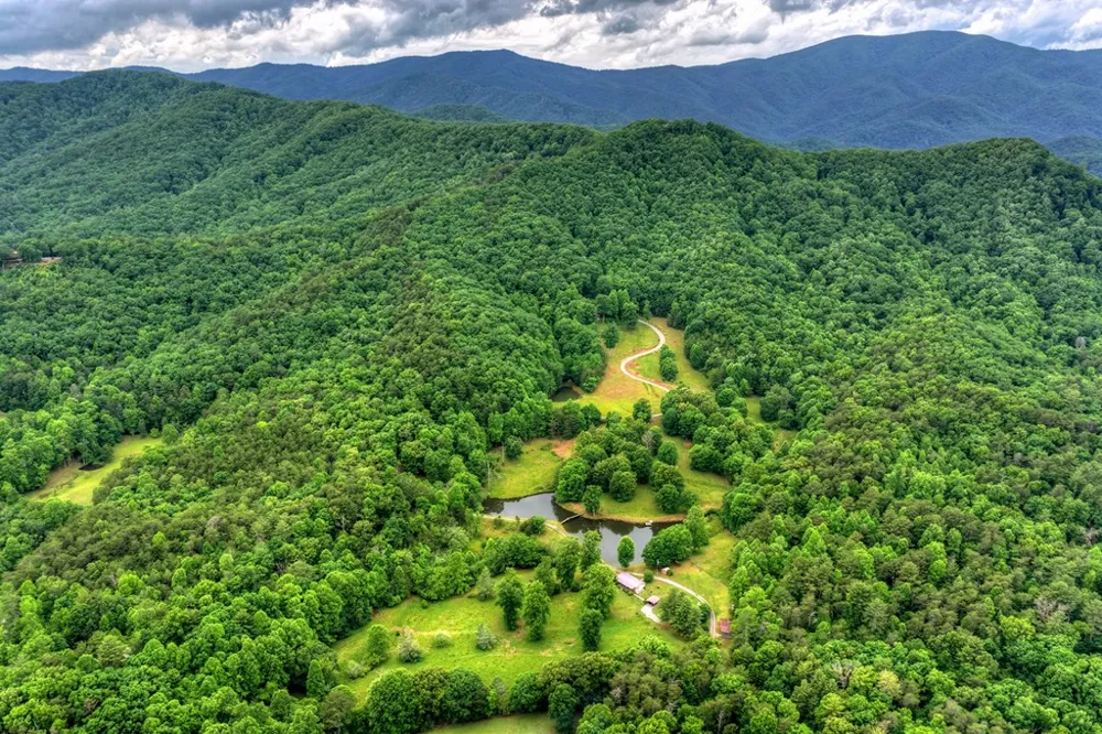 20.11 Ac Mountain View Road McCaysville, GA 30555