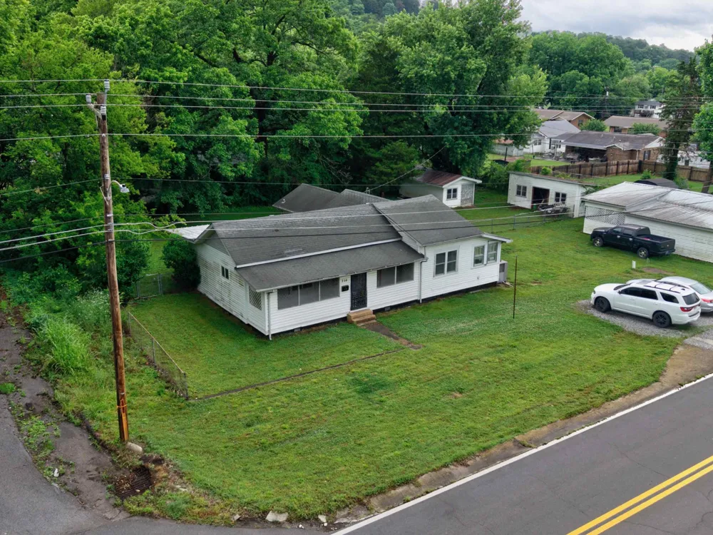 710 2nd Street South Pittsburg, TN 37380