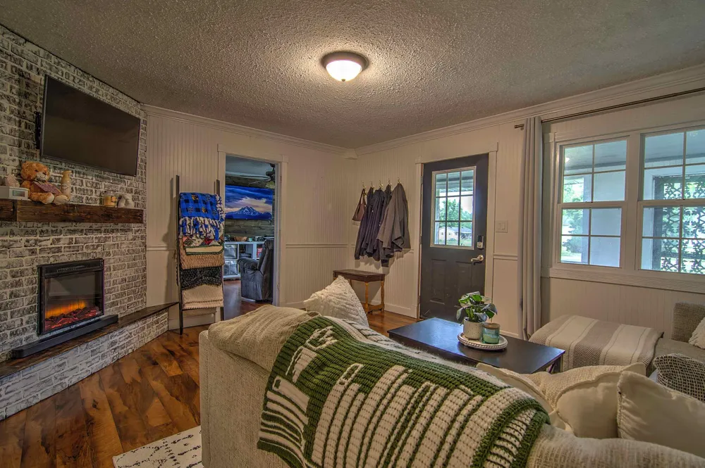 710 2nd Street South Pittsburg, TN 37380