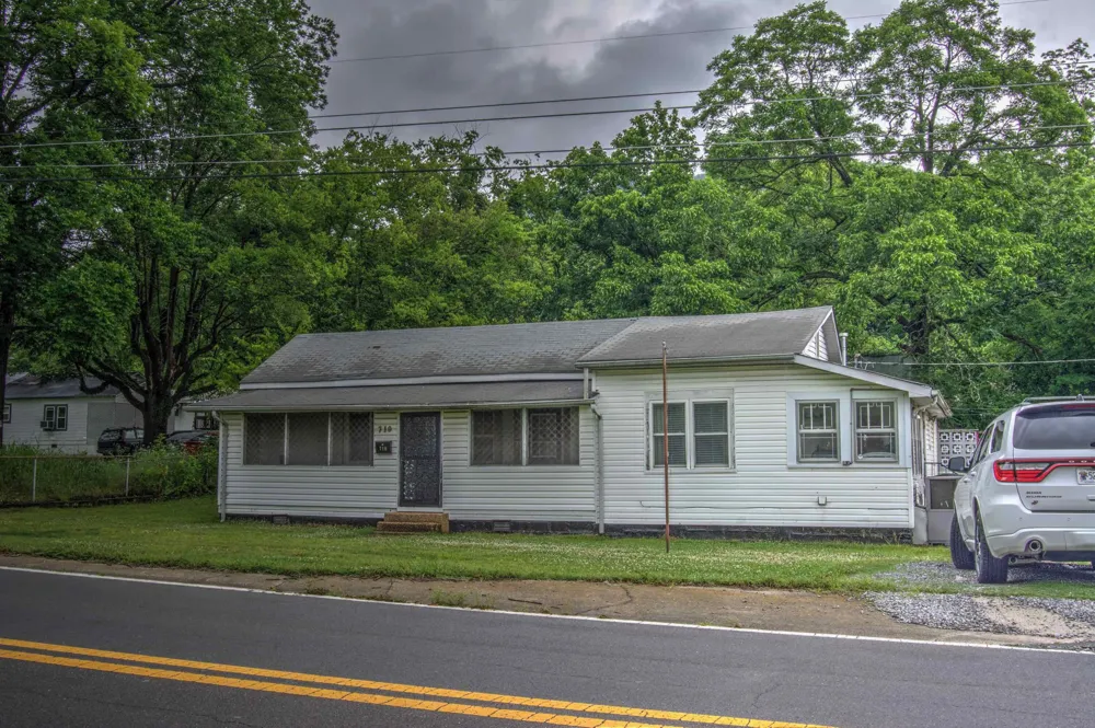 710 2nd Street South Pittsburg, TN 37380